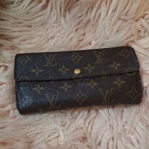 🌞 Louis Vuitton Brown Monogram Sarah Wallet